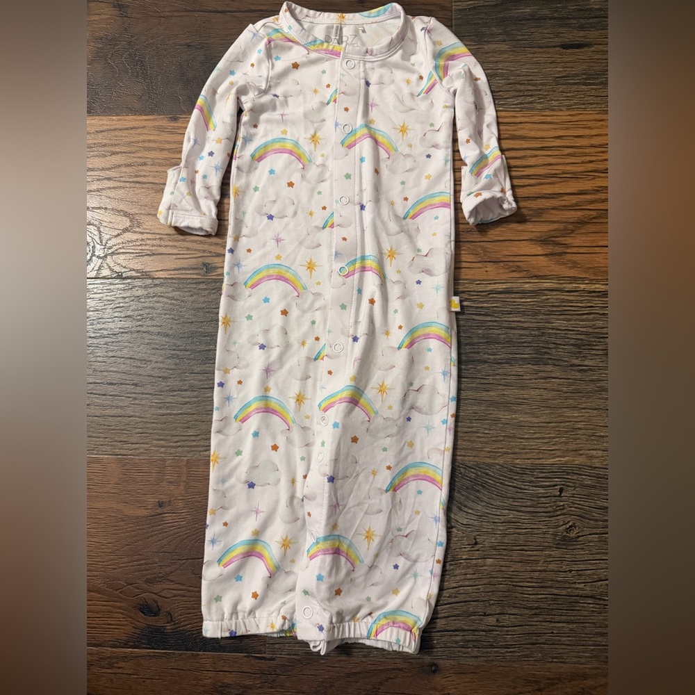 Parz by Posh Peanut Rainbow and Star Print transition gown and footie